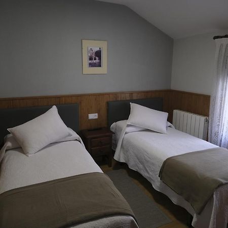 Hostal Restaurante Goya Piedrahíta Extérieur photo